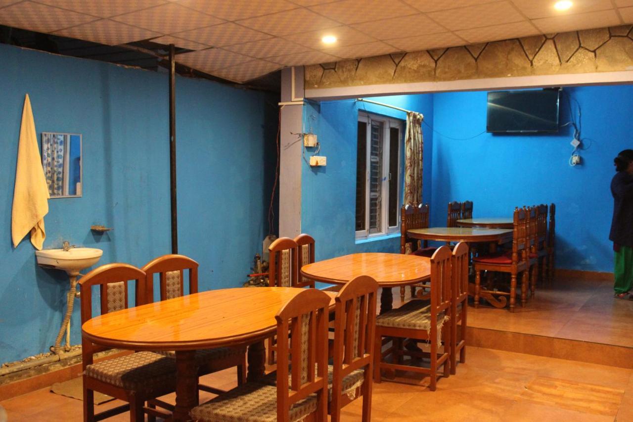 Hotel Snow Leopard Pokhara Dış mekan fotoğraf