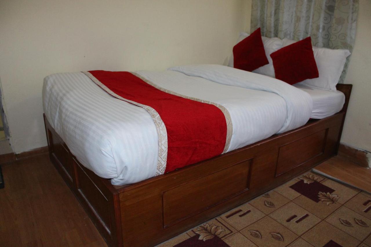 Hotel Snow Leopard Pokhara Dış mekan fotoğraf