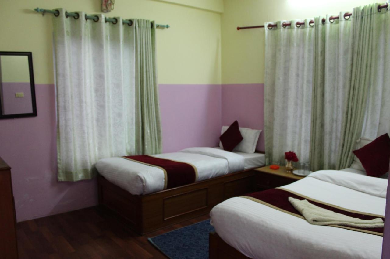 Hotel Snow Leopard Pokhara Dış mekan fotoğraf